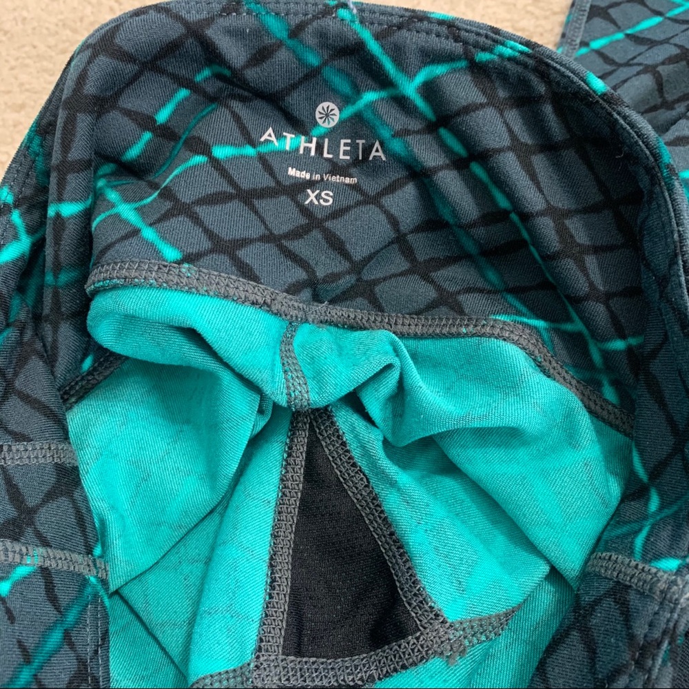 Athleta Plaid Chaturanga Capri Leggings, XS - Picture 4 of 9